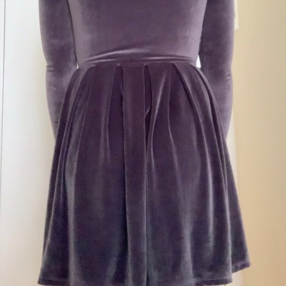 Talula Purple Velvet Long Sleeved Dress - Picture 3 of 6